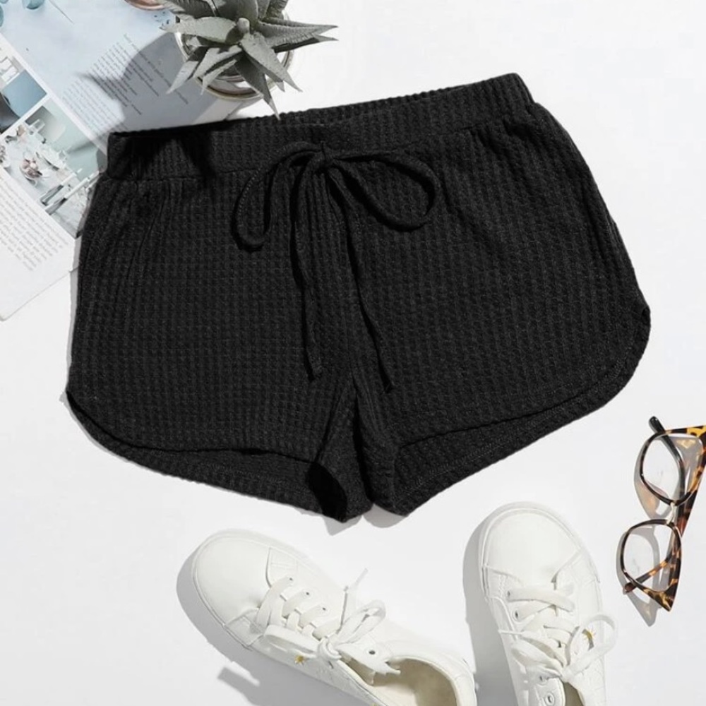 Black knit shorts by Shein
